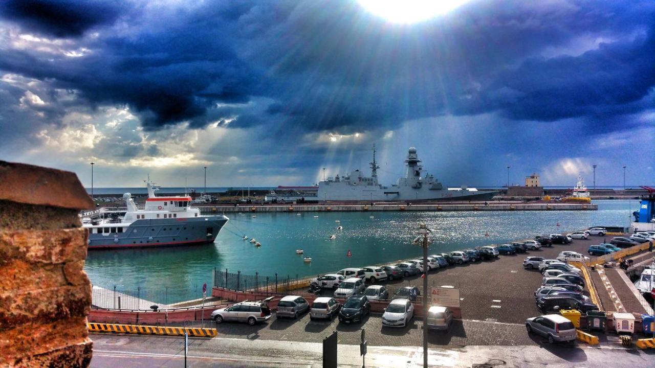 Scirocco Rooms Civitavecchia Buitenkant foto