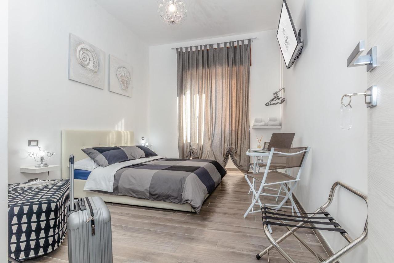 Scirocco Rooms Civitavecchia Buitenkant foto