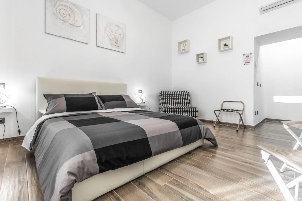 Scirocco Rooms Civitavecchia Buitenkant foto