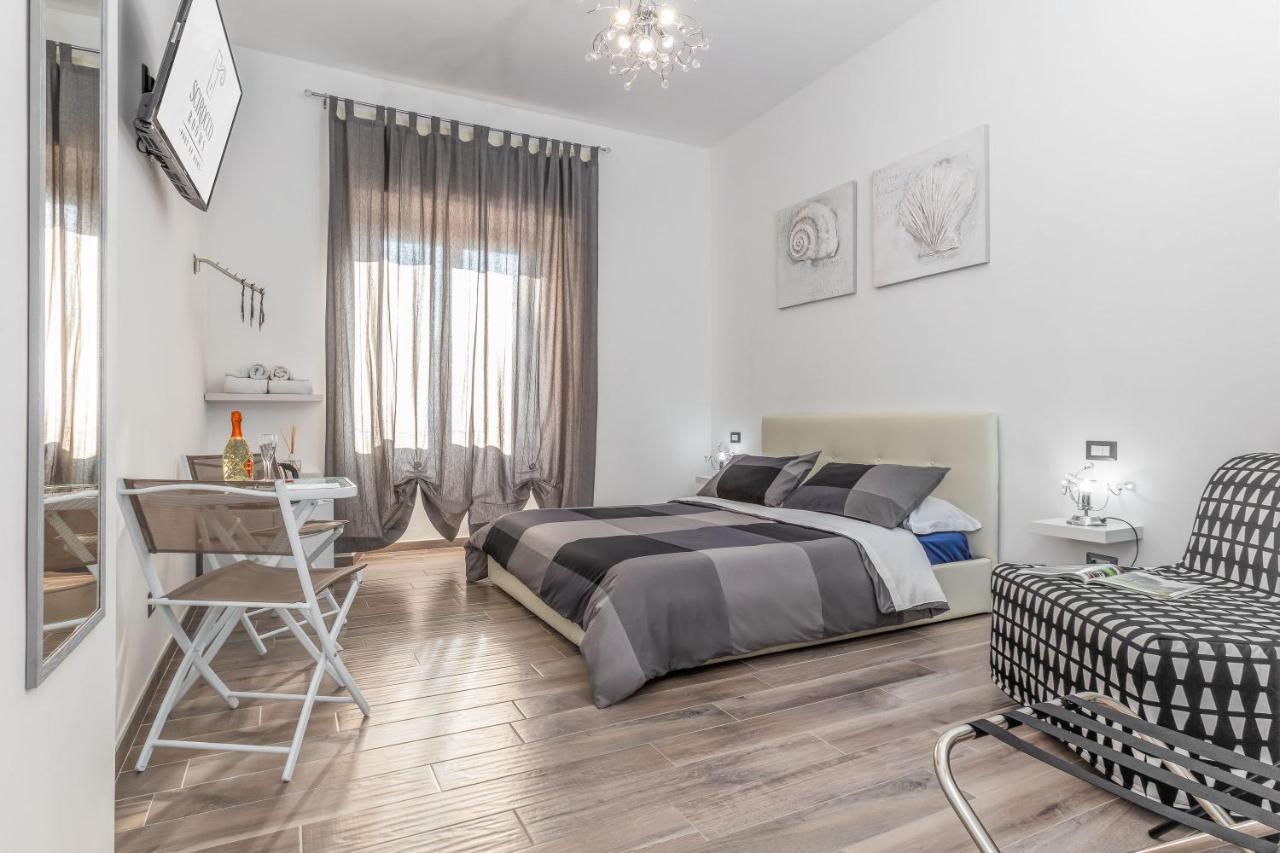 Scirocco Rooms Civitavecchia Buitenkant foto